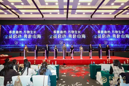 Digger Bucket Excavator Accessories Crane Engine for Concrete