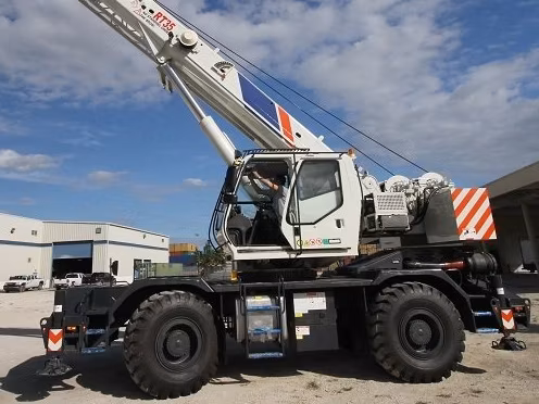 Chinese Manufacturer Acntruck Heavy Rough Terrain Crane Rt35 for Port Construction